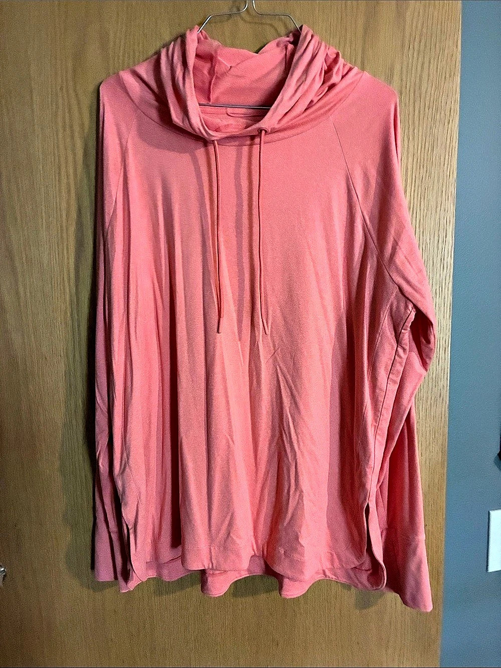 Ascend To and Fro Cross-Neck Hoodie Pink XL